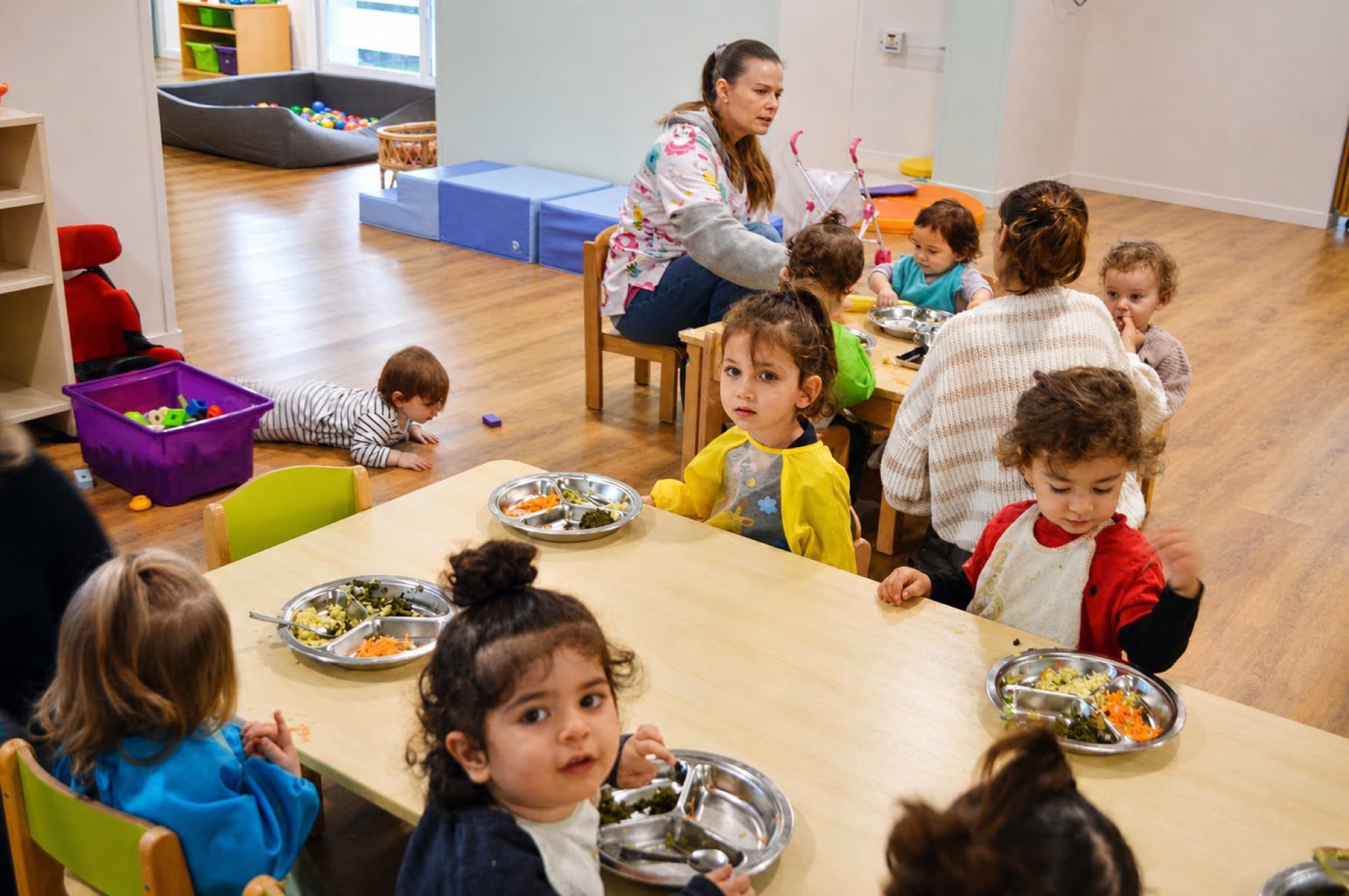 Enfants à la crèche